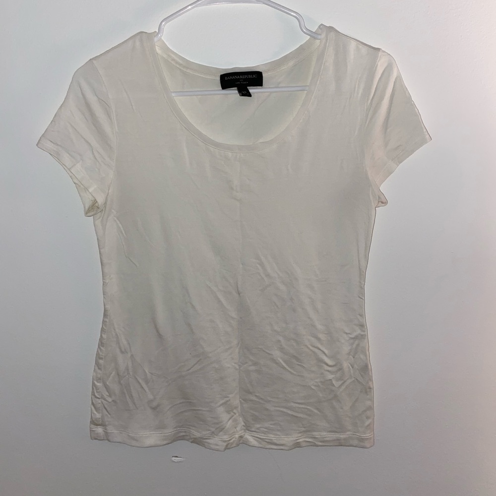 Banana Republic luxe touch cream top